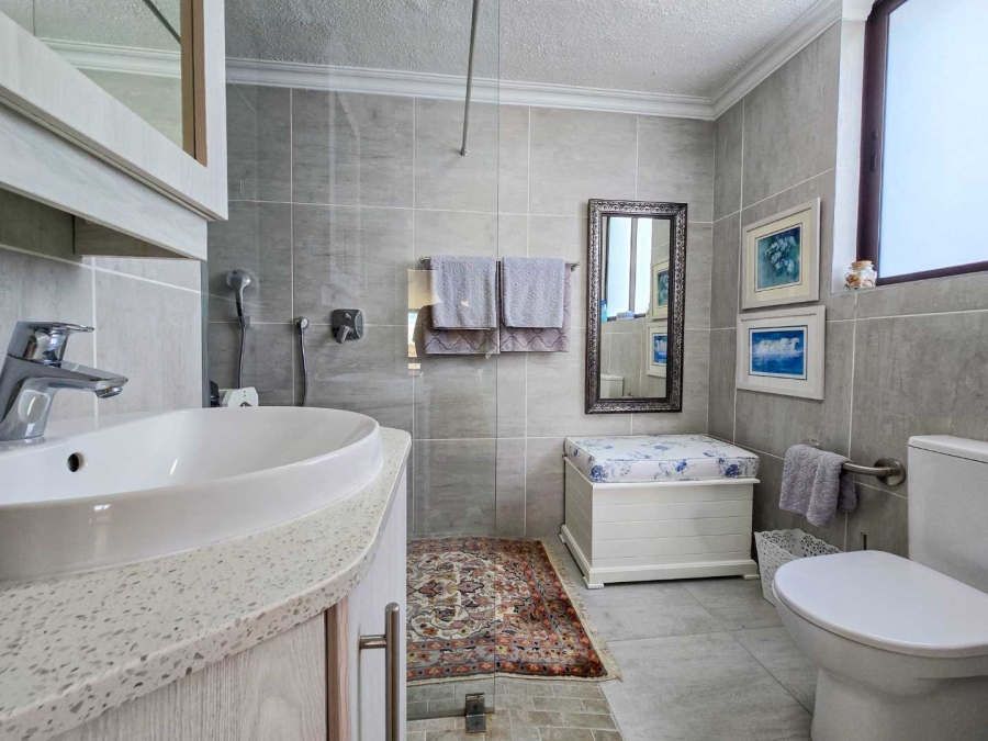 2 Bedroom Property for Sale in Stilbaai Wes Western Cape